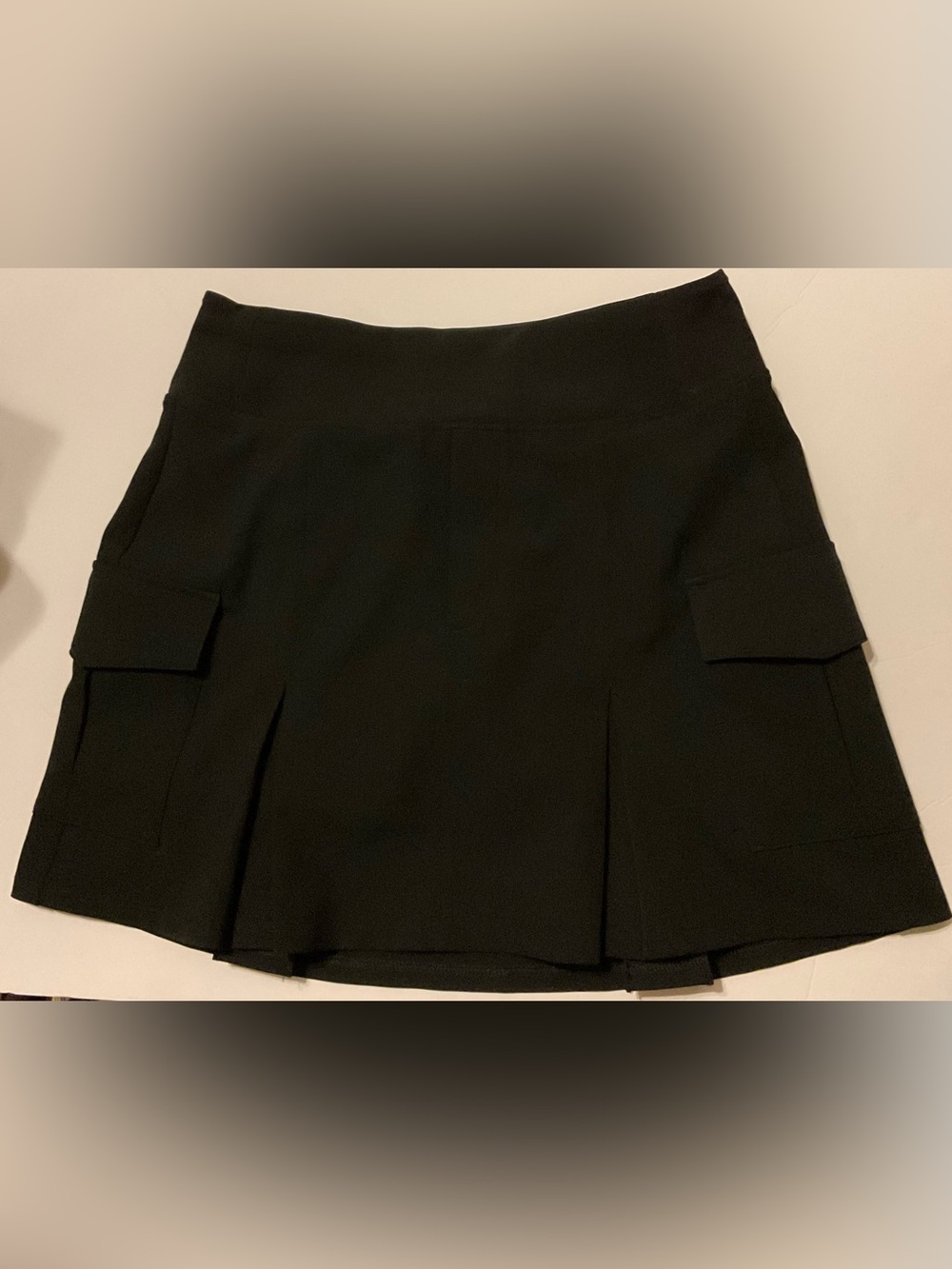 Athleta Endless High Rise Cargo Skort Black Size 4 Pleated